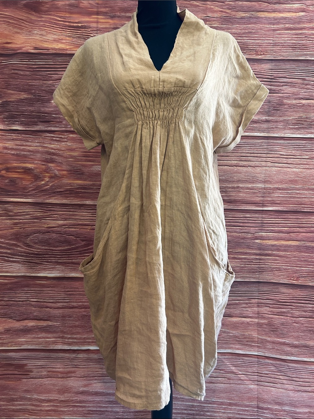 Meo Meli Casual Short-Sleeve Linen midi dress in Khaki | Medium